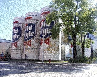 beer.jpg (30606 bytes)