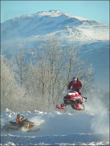 snowmachine208.jpg