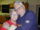 Dad Mom 11-21-01a.jpg (246402 bytes)