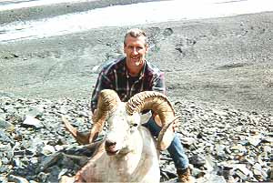 gtsee02.jpg - 27809 Bytes