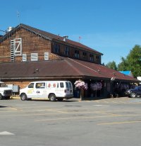 The Sourdough Mining Company restaurant, Anchorage, Alaska (photo by Garry Wallan)