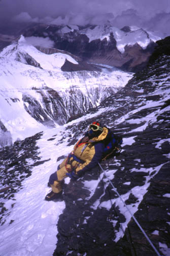 Ryszard Pawlowski resting on the way down below camp 3, after his epic descent from
the summit.