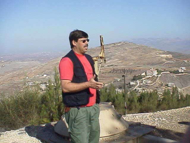 Lebanese border.JPG (52862 bytes)